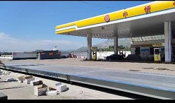 山西忻州加油100噸3X18米地磅正常運行中